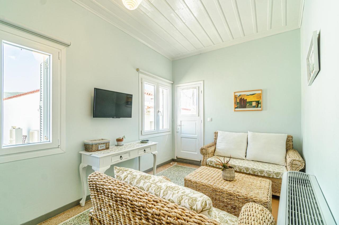Castel Abaso Boutique Apartments By Explore Andros Kültér fotó