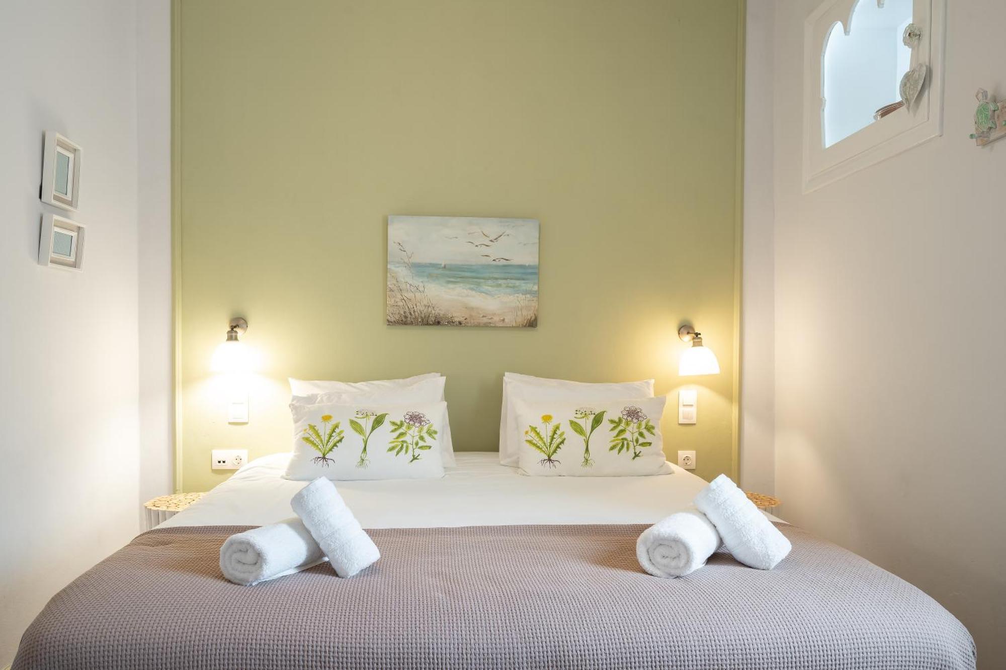 Castel Abaso Boutique Apartments By Explore Andros Kültér fotó