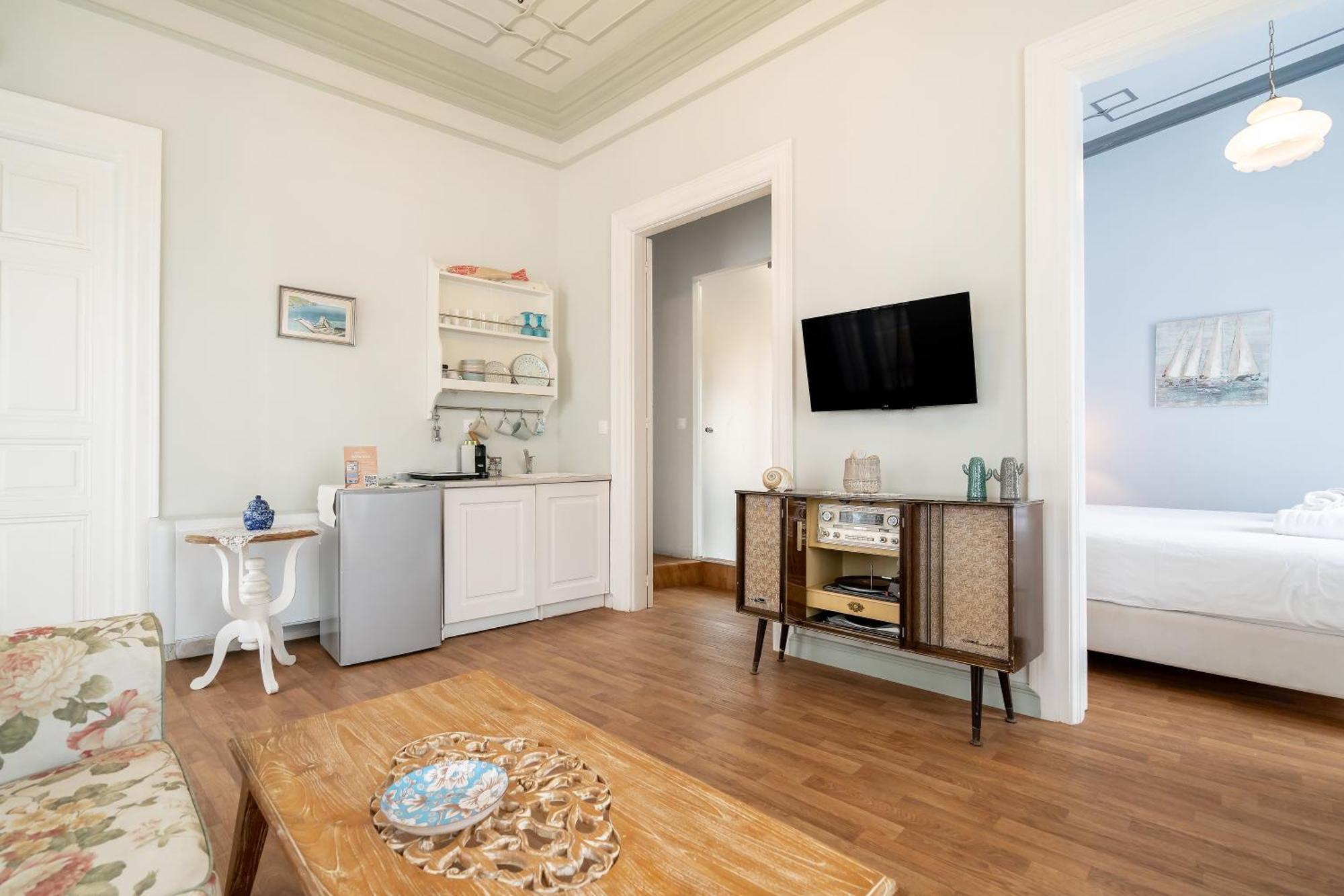 Castel Abaso Boutique Apartments By Explore Andros Kültér fotó