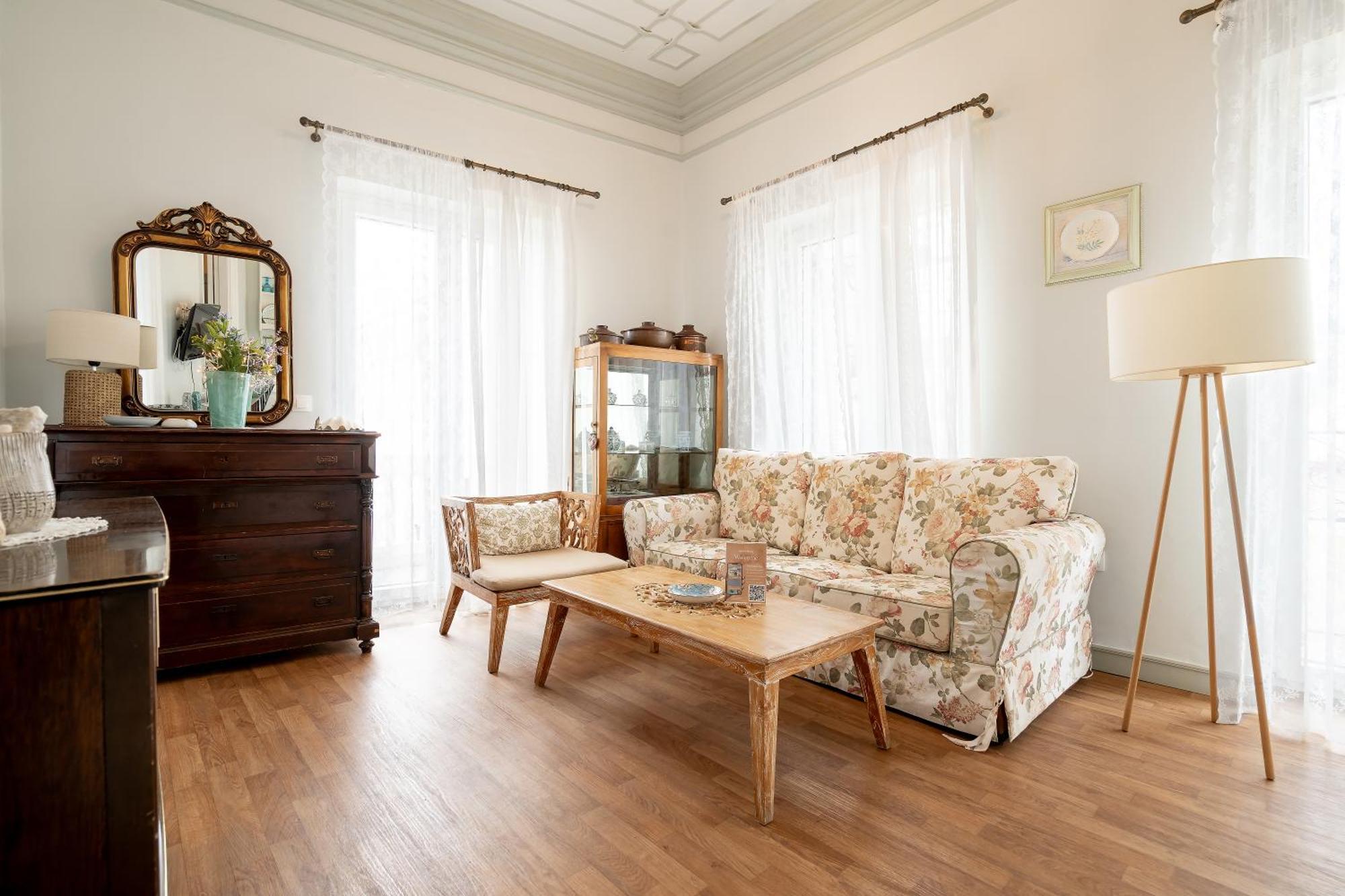 Castel Abaso Boutique Apartments By Explore Andros Kültér fotó